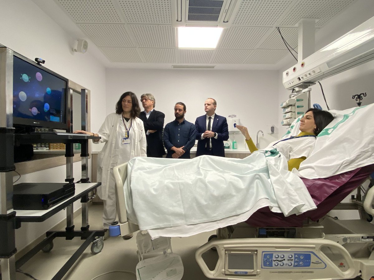 Exciting News! <a href="/EodyneSystems/">Eodyne Systems</a> presented a neuro-rehabilitation interactive and gamified solution that reduces the recovery time of #ICU patients on January 18. The device adapts to each patient and helps improve the recovery process.
<a href="/albertcaste/">Albert Castellanos</a> <a href="/I3ptT/">Institut d'Investigació i Innovació Parc Taulí</a> <a href="/SantBrandi/">Santiago Brandi</a> <a href="/parctauli/">Consorci Corporació Sanitària Parc Taulí</a>