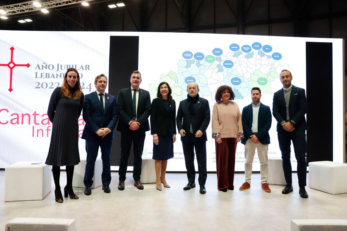 cantabriaes's tweet photo. ✅ @j_lopezmarcano se compromete en #Fitur a completar el mapa turístico de #Cantabria y dotar a todo el territorio de una oferta uniforme

👉🏻 El consejero  y la  secretaria de Estado presentan en la feria los nuevos Planes de Sostenibilidad de 2022 ℹ️➡️ https://t.co/iQ3AfsaATo https://t.co/12gKw2zqiR