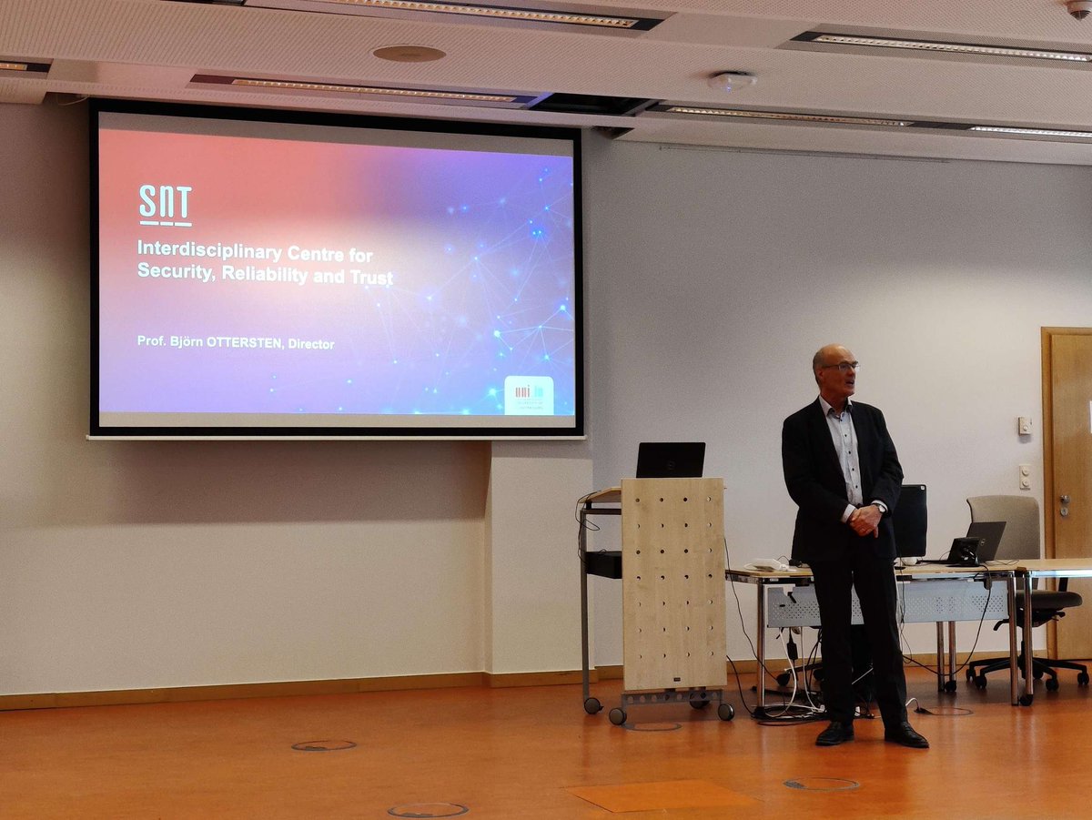 ETHER_eu's tweet photo. 🙌 Full house at the ETHER #project #KickOff meeting today in Luxembourg! 

📍ETHER stands for: self-evolving #terrestrial / #nonterrestrial hybrid #networks

Join our community on LinkedIn: https://t.co/bh5QLDAwJa 
Stay tuned!
@Martel_Innovate @uni_lu @6G_SNS #6G #satcom https://t.co/4Pk5IhuCh9