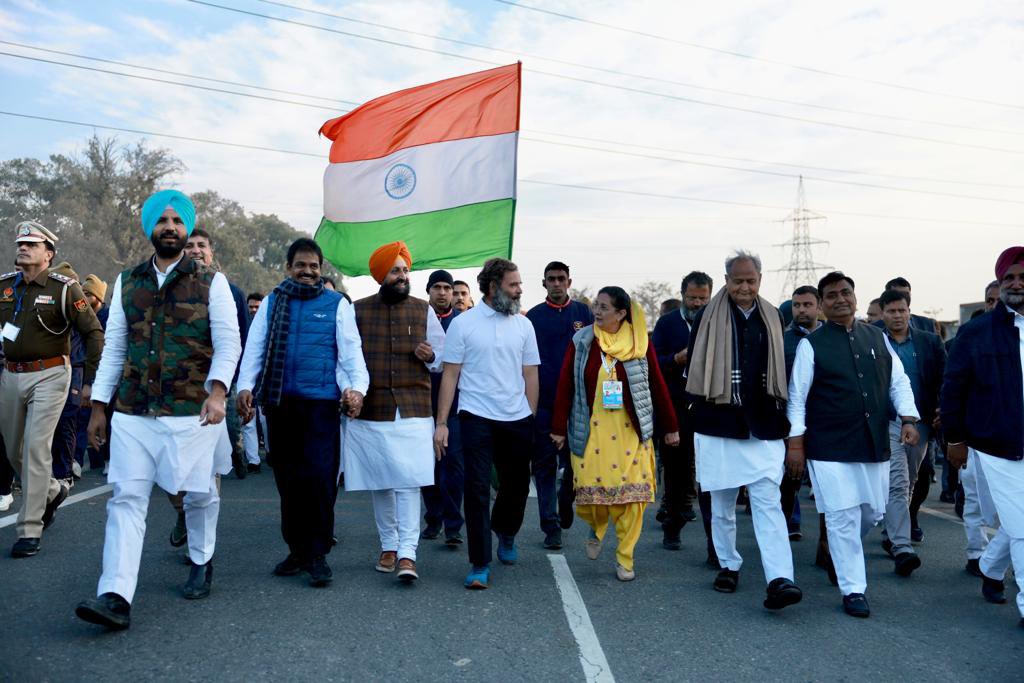 कांग्रेस की भारत जोड़ो यात्रा पहुंची जम्मू-कश्मीर- Congress' Bharat Jodo Yatra reaches Jammu and Kashmir