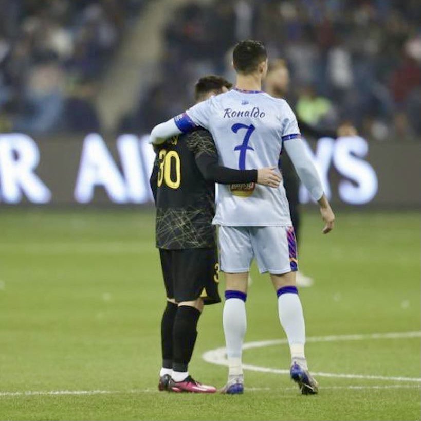 Давайте, согласимся.

Как же нам повезло! 🤗😢