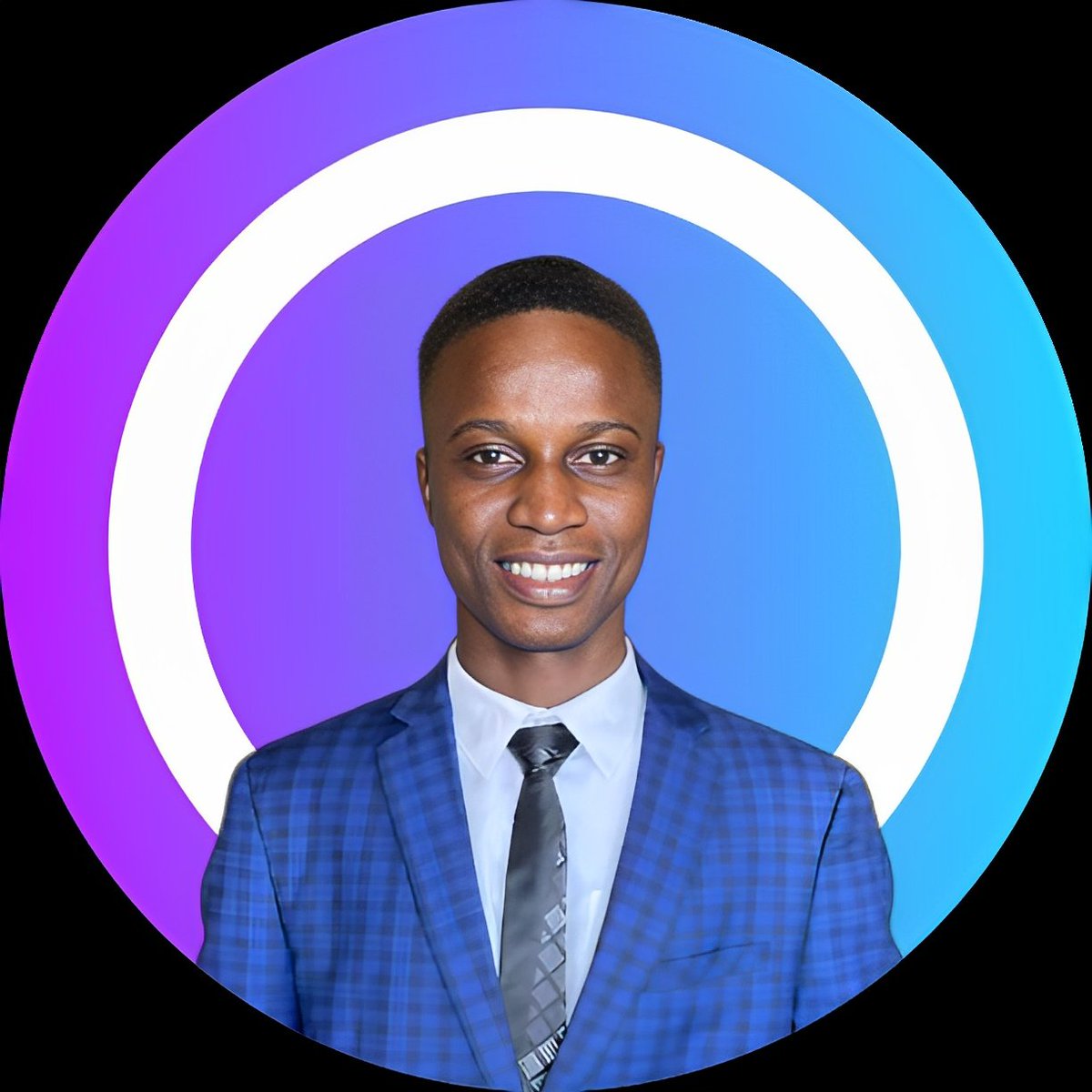 chrisdabone's tweet photo. #NewProfilePic https://t.co/MWc9b5tjIw