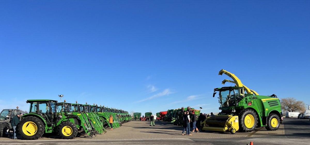 DrylandHire's tweet photo. Congrats to all at Ripon Farm Services for providing a top class Annual Show in Harrogate today at the GYS #johndeere #drylandhire https://t.co/ORqt9nZjKQ