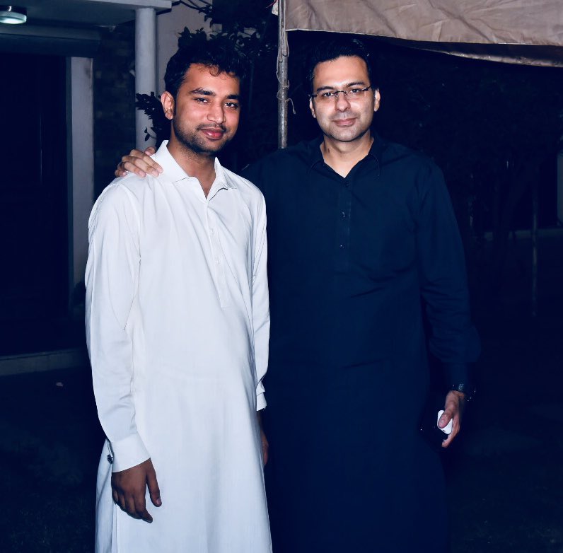IrfanIhsan6's tweet photo. میری سیاست چوہدری مونس الہی کے ساتھ شروع کی اور ان کے ساتھ ہی رہے گی جب تک زندگی وفا دے گی۔  
#Pmlq #Gujranwala https://t.co/n1OTAfkrZC