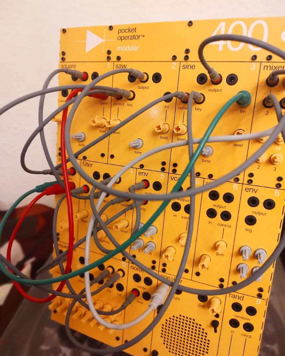 Ra_Malone_'s tweet photo. POM 400 #teenageengineering #Synthesizer #ModularSynth #AmbientMusic #ExperimentalMusic #ModularAmbient #SoundDesign #RaMalone #Ra_Malone #Ra_Ma https://t.co/7oAUyPHYOS