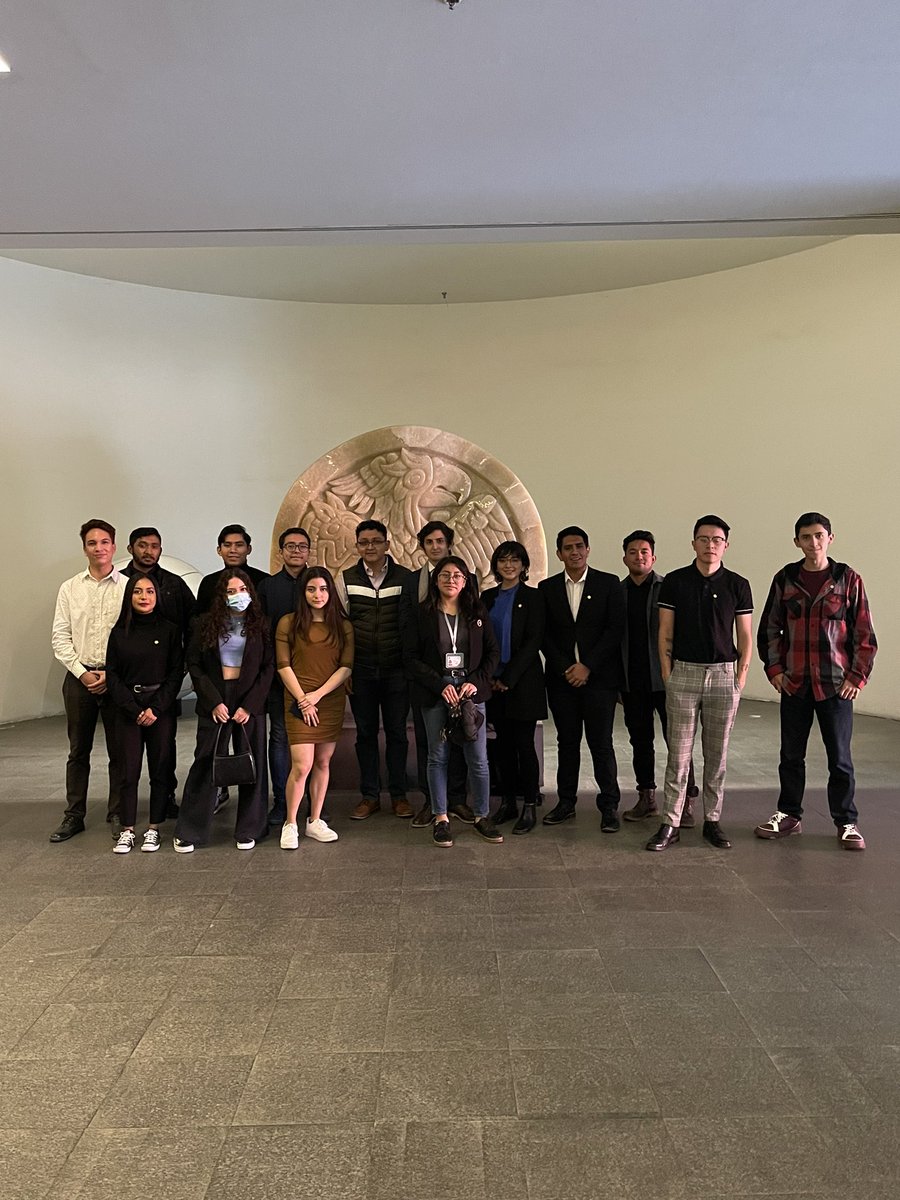 frejunpo's tweet photo. Los miembros del FREJUNPO tuvieron la oportunidad de realizar un Simulacro Logístico antes de comenzar con el Primer Modelo de las Naciones Unidas hecho en la casa máxima de las relaciones exteriores la @SRE_mx 
#FREJUMUN2023 https://t.co/s8qO4Nhqxc
