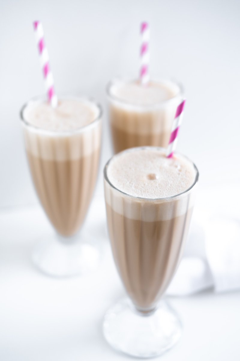 TballAbt's tweet photo. Working hard on your new years resolution at the gym but still wanting a sweet treat on those cheat days try our new vegan protein milkshake! #Nutz4Donutz #ABTatUFV 
PC: Rirri on Unsplash https://t.co/lZWzKY9DHc