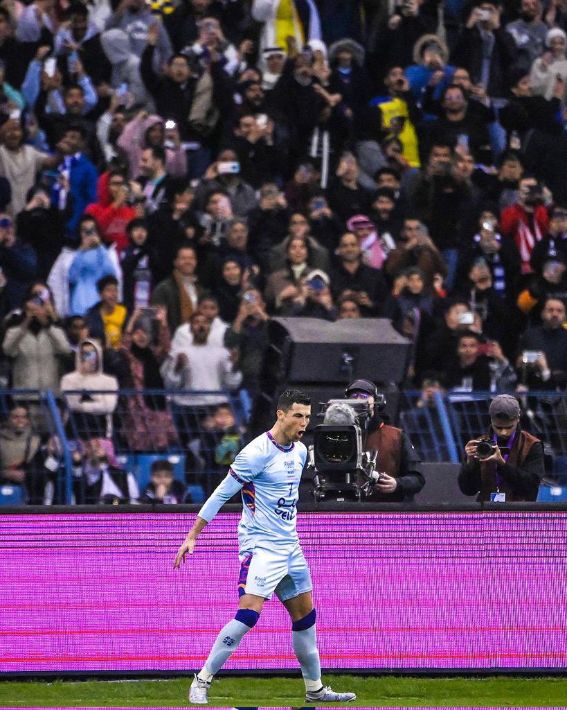 the_smallie's tweet photo. The Greatest there was.
The Greatest there is.
The Greatest there will ever be.

Cristiano Anikulapo Ronaldo. SIUU🐐 https://t.co/ck2Fe3UDgj