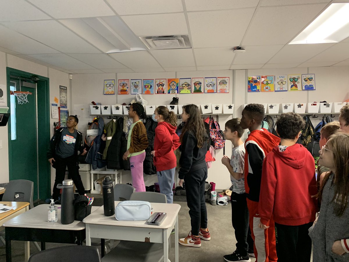 Mrs. Sadurski tweet media