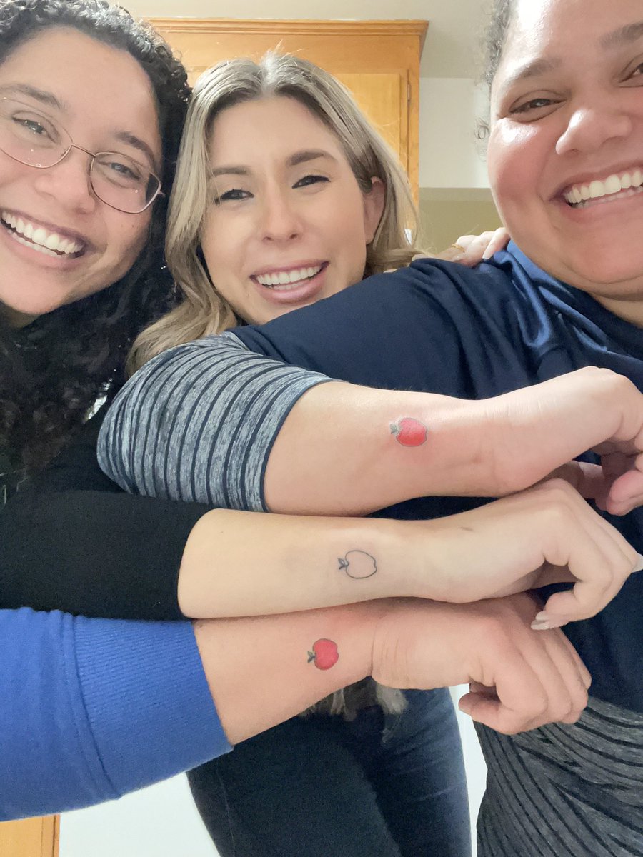 Cheese_Plattaaa's tweet photo. 4 new ink in 4 days lol. Successful 😝 https://t.co/7uMPa7dYFf