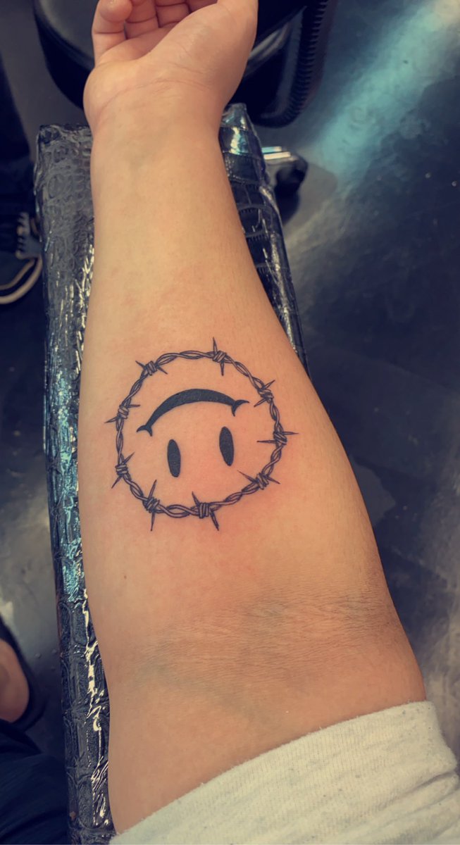 Cheese_Plattaaa's tweet photo. 4 new ink in 4 days lol. Successful 😝 https://t.co/7uMPa7dYFf