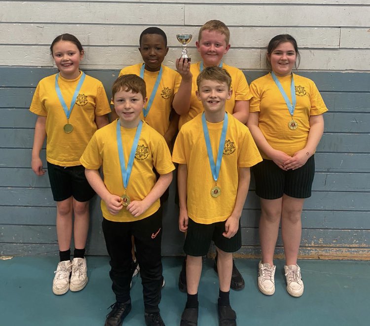 A fantastic effort from our dodgeball team tonight! Firsts place !!! 😁 🥇 @OCLactive <a href="/Hathershaw_PE/">Hathershaw PE Dept</a> <a href="/OldhamPledge/">Oldham Pledge</a> <a href="/creACtivelearn/">creACtive</a> <a href="/lornaphilip2/">lorna philip</a> <a href="/p_jacko88/">Peter Jackson</a>
