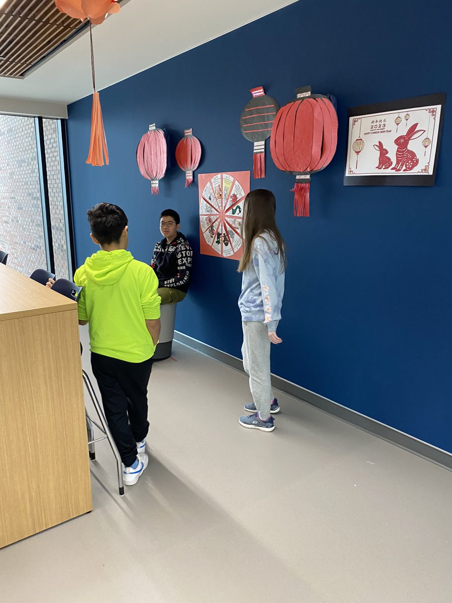 MsFangChinese's tweet photo. Collaborative learning and presenting encourages more engagement, support and interest!Students @GunnJHAcademy and @JonesAcademy1 exploring the language and culture lesson on Chinese ( Lunar) New Year! 新年快乐��🏮🏮🧧😄😄 https://t.co/s4HUbwuqh5