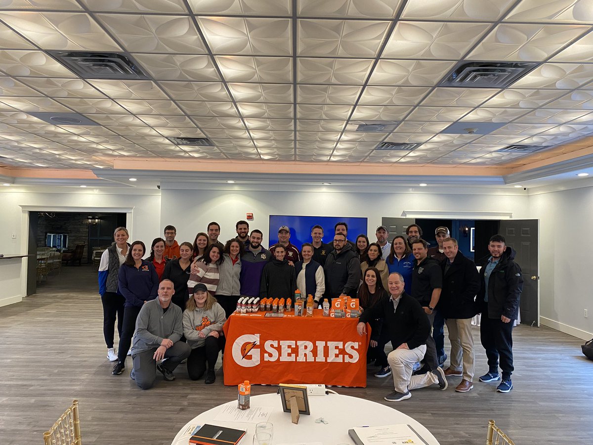 FANTASTIC morning discussing important topics such as emergency actions plans, medical staff communication and return to play protocols while enjoying a delicious breakfast and great camaraderie.  Special thanks to <a href="/GreeleySports/">Greeley Sports</a>, <a href="/Trainer_Burns/">Thomas W. Burns, ATC</a> <a href="/mdmgreiner/">Meg Greiner, MS, ATC ⚓️</a> <a href="/AT4HGHS/">Rachel Marino</a>