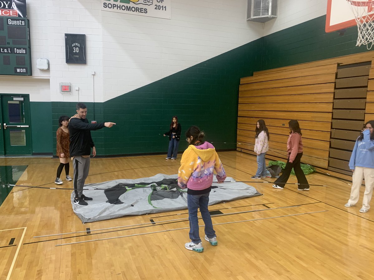 CoachGuzman_MHS's tweet photo. Day 2 Outdoor Adventure Physical Education at Montwood High School. Students observed tent safety and assembly yesterday. Today, team work made to tent work 😄. #physicaleducation ⁦@MontwoodHS⁩ ⁦@CoachTucker_MHS⁩ https://t.co/d01KDVwiHs