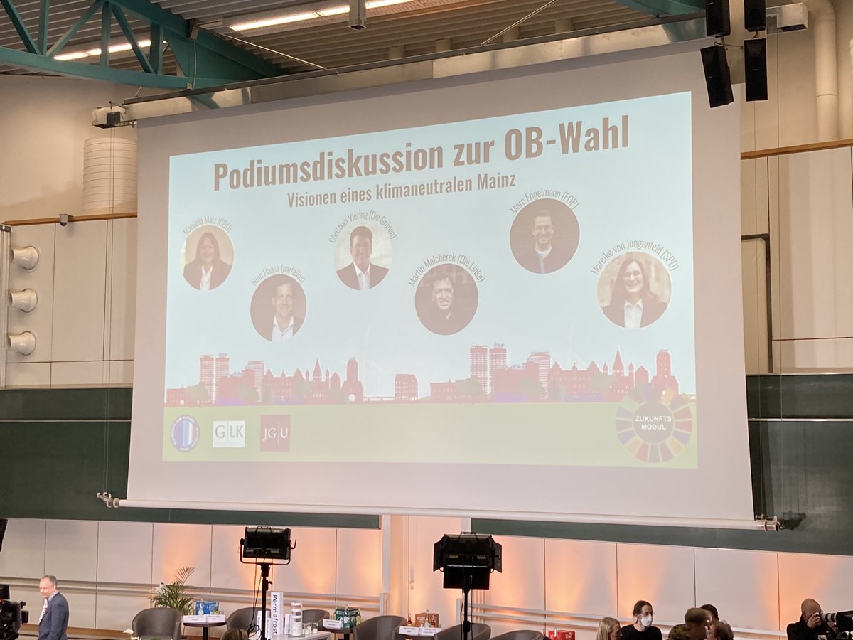 #mainz #klima heute Abend nach langer Zeit mal wieder an der <a href="/jgumainz/">JGU Mainz</a> Spannende Veranstaltung mit allen OB Kandidat:innen. Visionen für ein Klima freundliches #Mainz