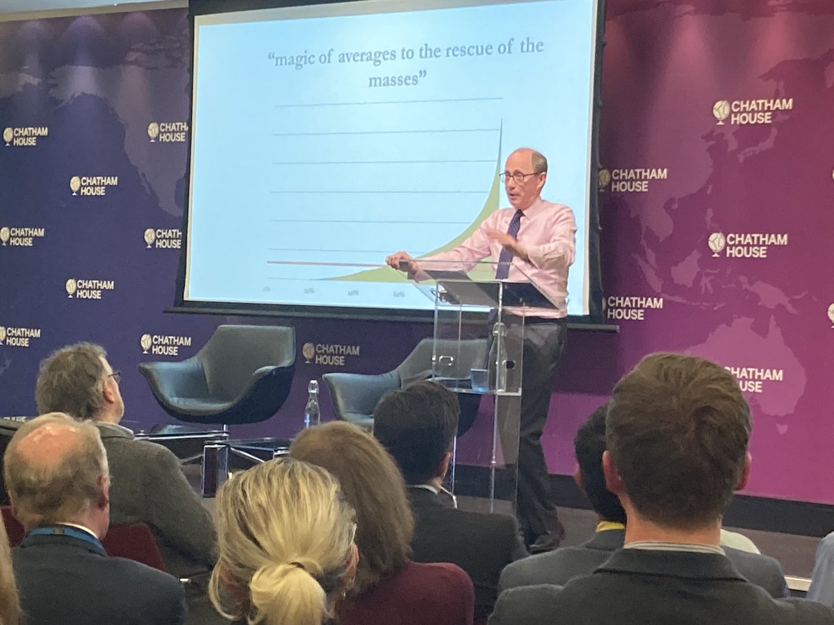 Class of ‘86 graduate Sir Andrew Dilnot speaking now to @OUBEP & @NuffieldCollege alumni on the economics of #socialcare and what needs to change to ensure provision of care & the future of 1.5m carers working in the U.K. today #socialcarecrisis #OUBEP70
