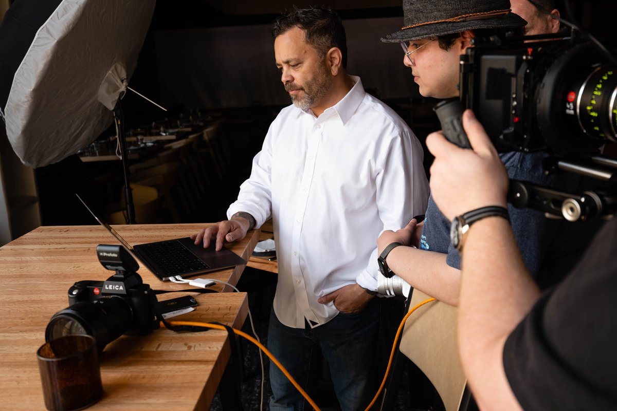 Leica Store Los Angeles tweet media