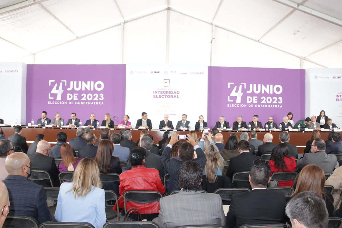 IMÁGENES de la Firma del "ACUERDO POR LA INTEGRIDAD ELECTORAL" signado hoy, en presencia del GOBERNADOR ALFREDO DEL MAZO, en el INSTITUTO ELECTORAL DEL ESTADO DE MÉXICO entre Partidos y Coaliciones Políticas que participan en renovación de la GUBERNATURA de EDOMEX.