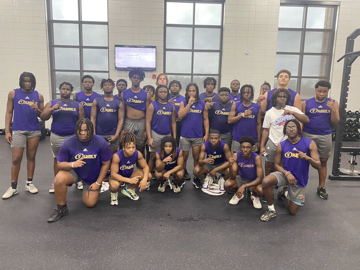 Talk about UNCOMMON!!!! This group of rising seniors have played in a state championship game in their Freshman, Sophomore,and Junior year. They will as well this 2023 senior year!  That is is a lot of football played and is the standard Coach Pruitt has installed at Fitzgerald!