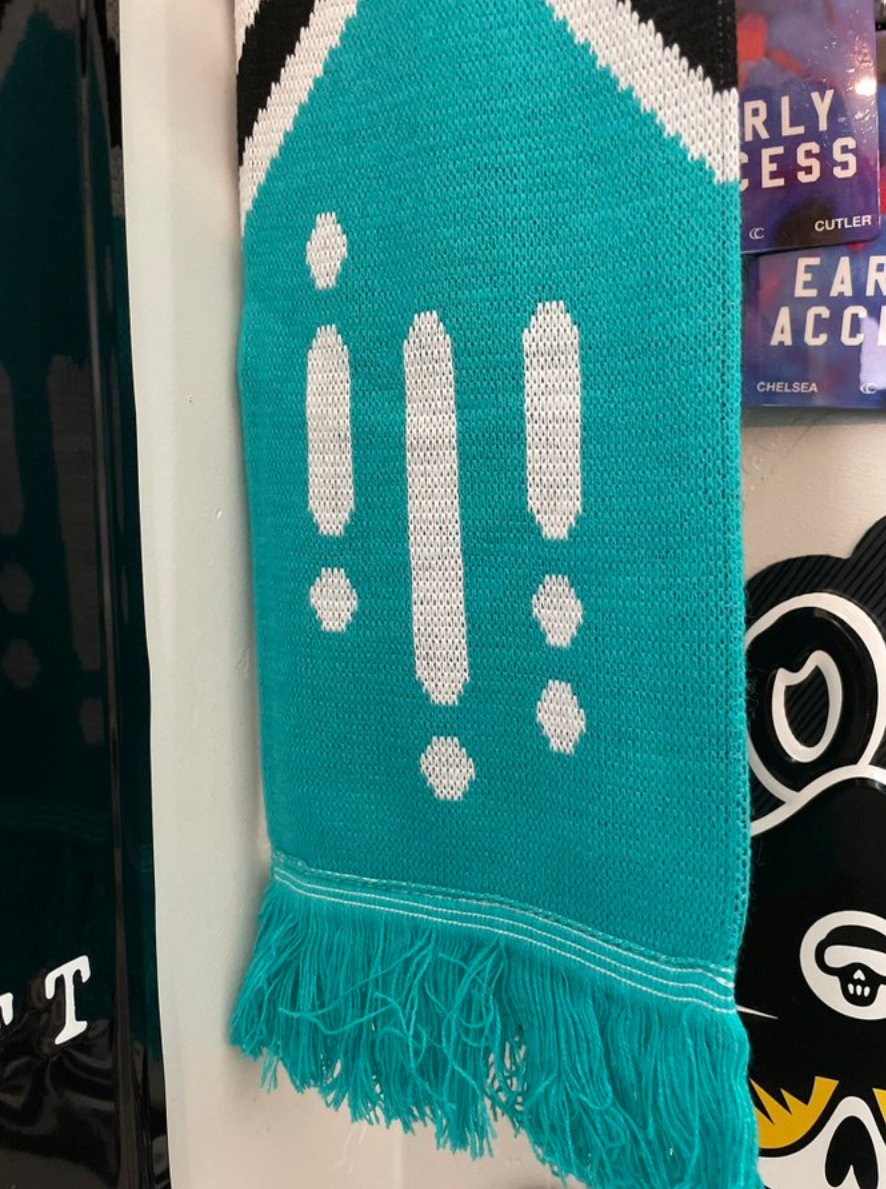 TrinnexDigital's tweet photo. Want your own #DigitalClimber Trinnex scarf? You're in luck! 
Visit us this Tuesday, 1/24, at the #NEWEA Innovation booth to be entered to win one. If you can't make it out, no worries, tag Trinnex to be entered in the giveaway too. Hope to see you there!

#TrustInWhatsNext https://t.co/31zx6Prbo3
