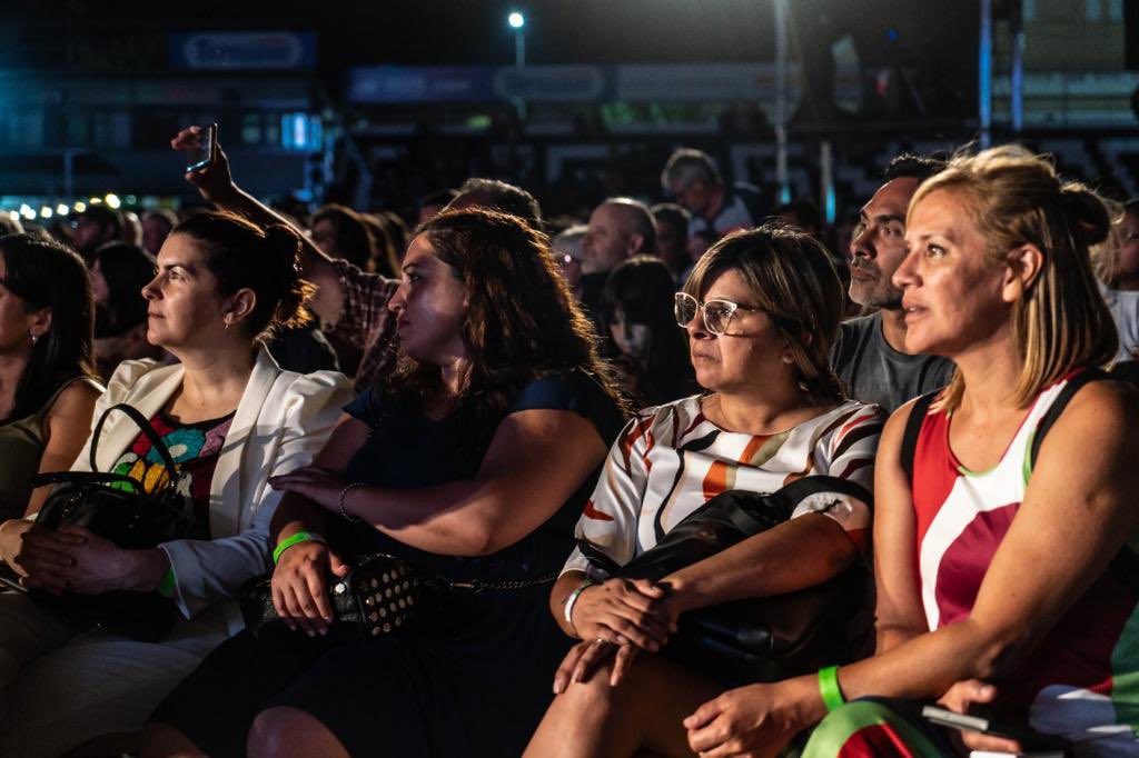 marielfmoreno1's tweet photo. La compañía Valkiria, Kiara Ayala y Alexandra Vega, integran la Delegación de Moreno que nos representó en la final del #PreCosquin. https://t.co/CmedCAM5jb