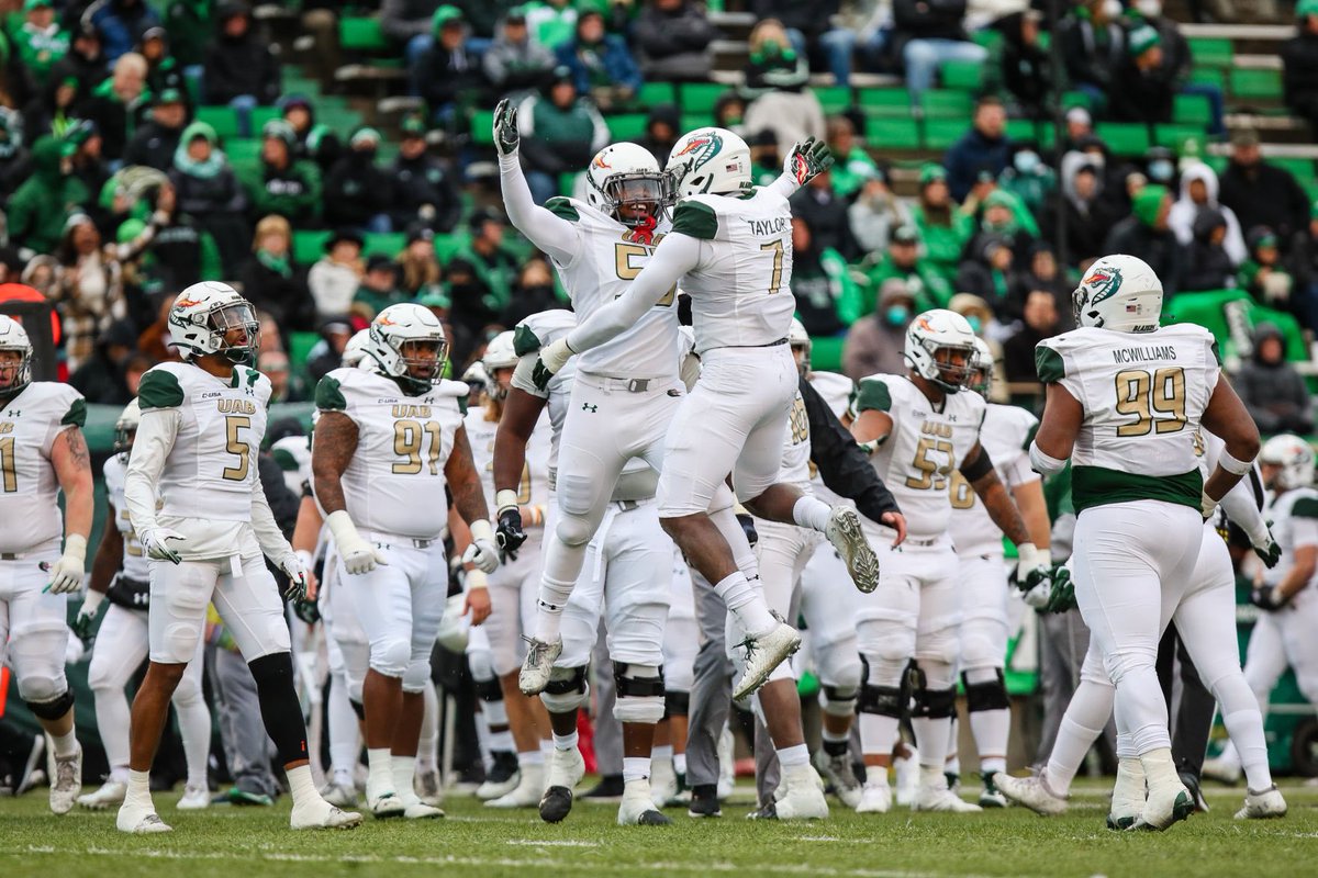 AuburnBlazer's tweet photo. #IceDragons 🐲🔥🔥🔥 https://t.co/rYa140s2rn