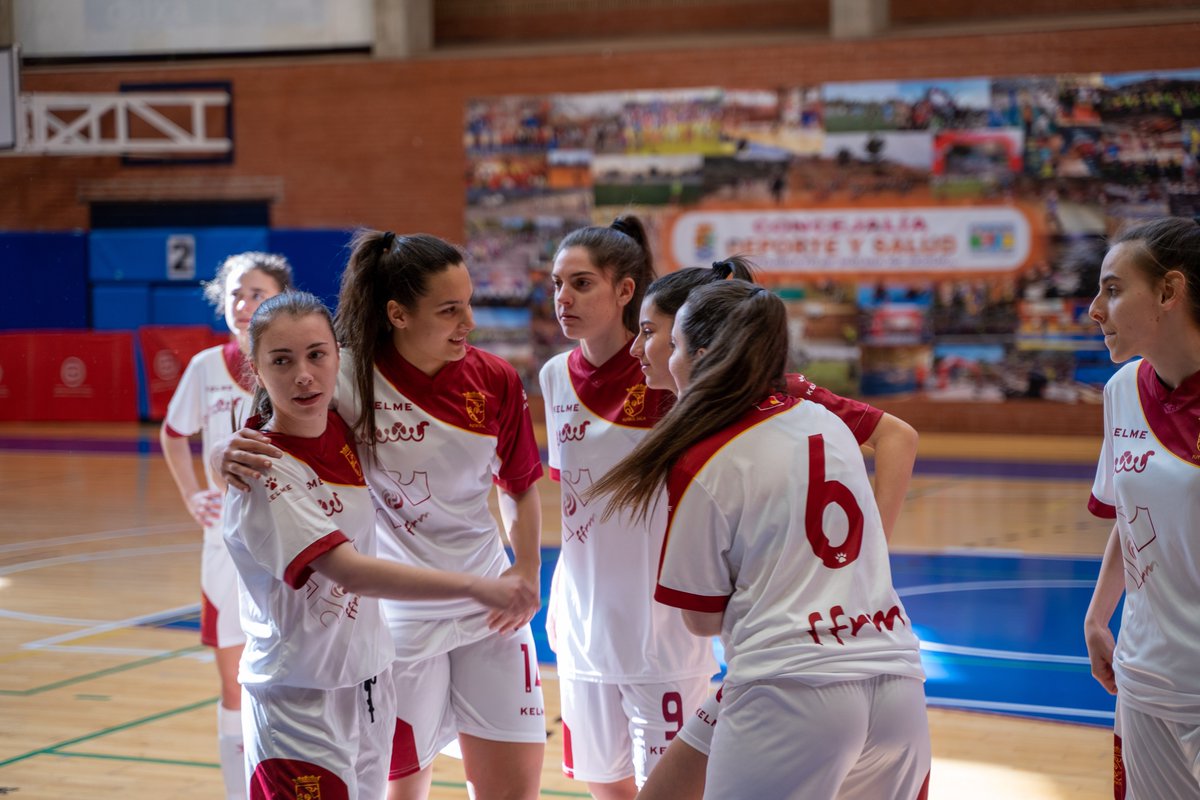 ffrm_se's tweet photo. 😀 ¡Y lo que se siente cuando vences en una tanda de penaltis...!

#VamosFFRM / #Sub19FS https://t.co/hRHgeiPAzO