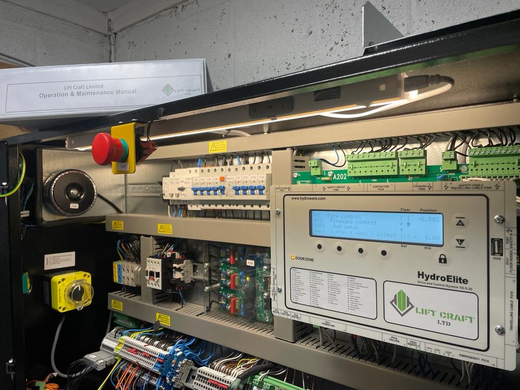 Liftcraft1's tweet photo. Our first complete lift modernisation of 2023 with many more to come! 

Well done to all involved.

#hydroware #liftmodernisation #ukmanufacturing #madeintheblackcountry #madeinbritain https://t.co/0yUriSjvw9