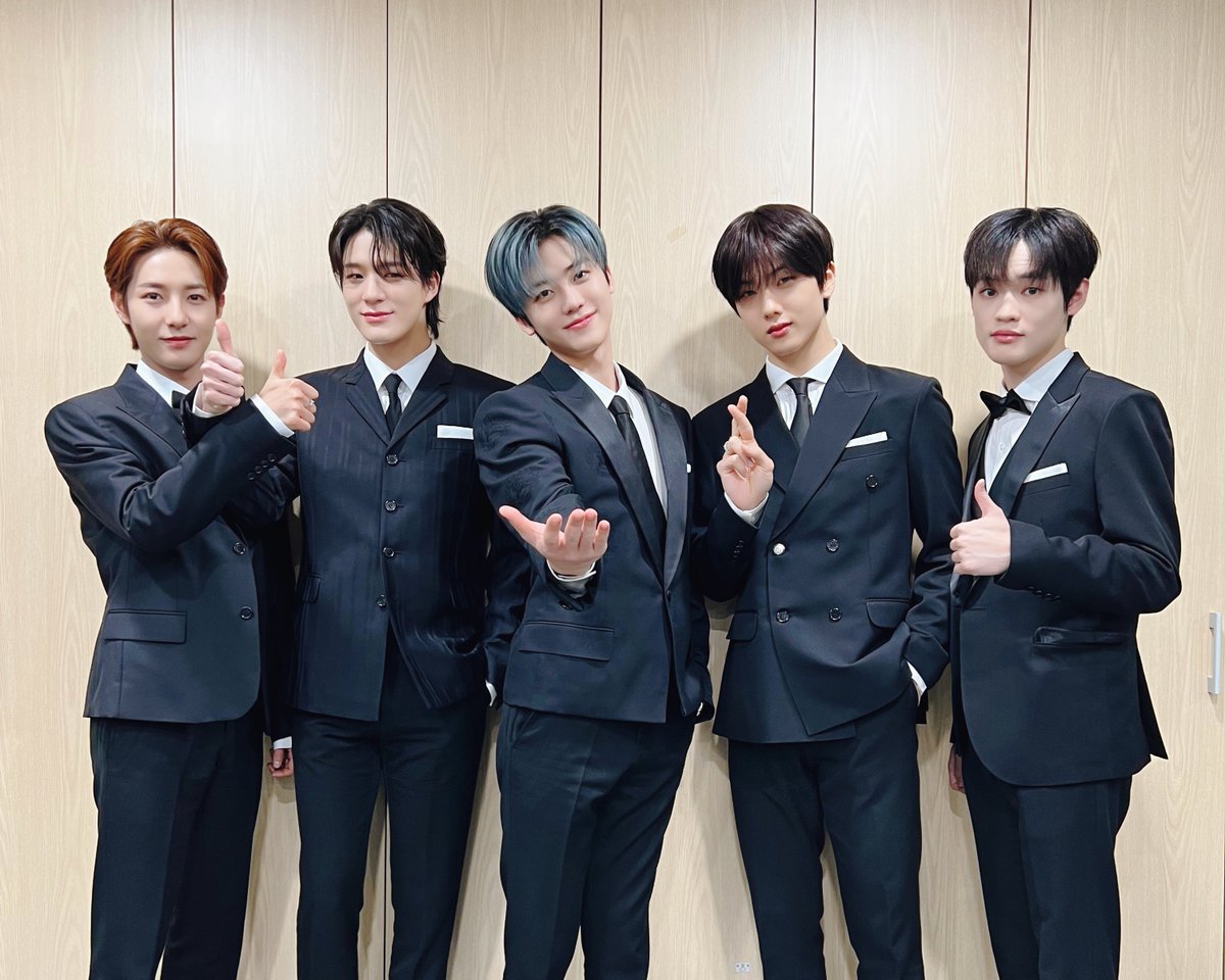 NCTsmtown_DREAM tweet picture