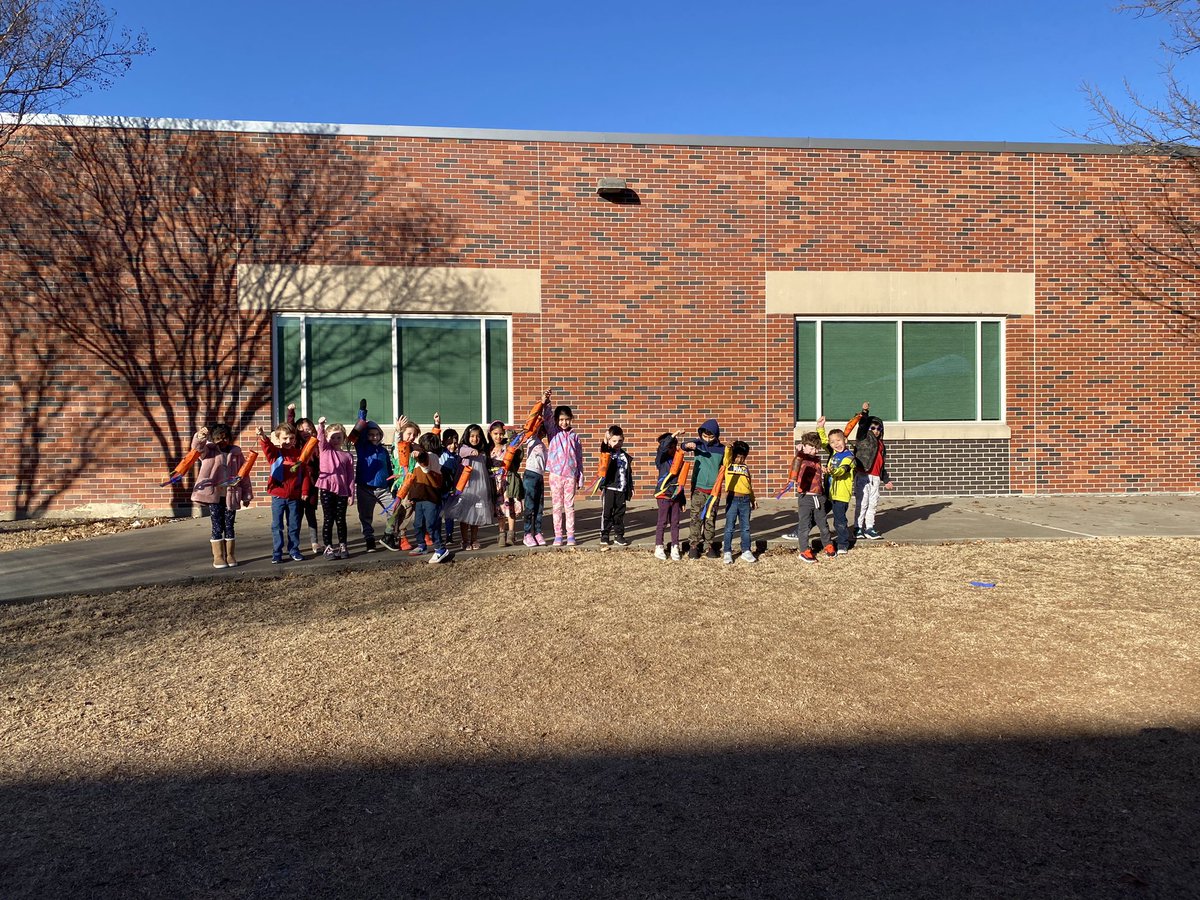 frazierskinders's tweet image. Windsocks for science!