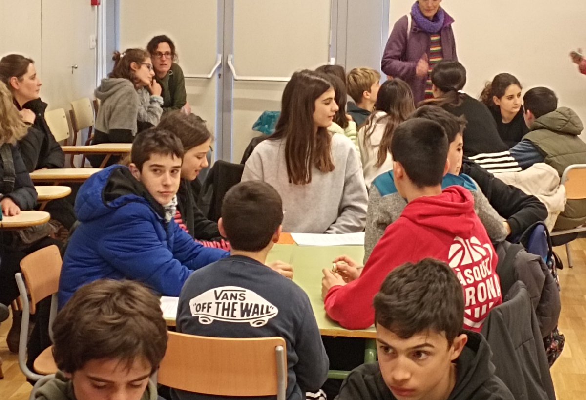 mates_montilivi's tweet photo. Des del departament de #matemàtiques de l'@Ins_Montilivi desitgem molta sort als nostres alumnes a la #Copa_Cangur!!! https://t.co/T9YKfEzzcZ