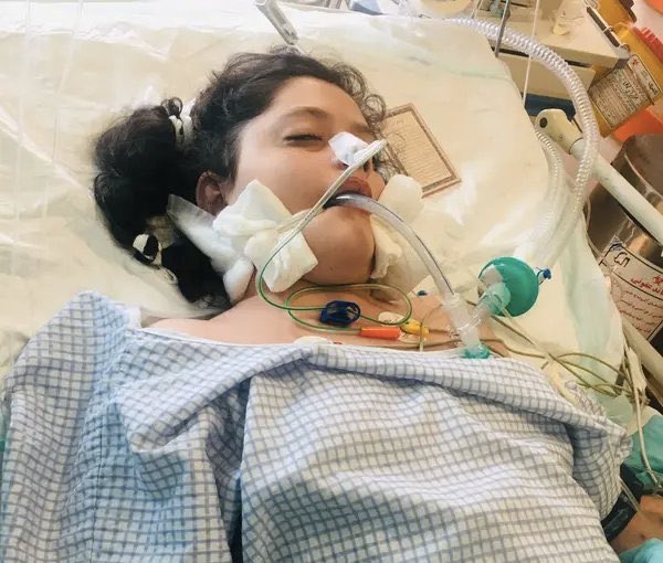 pari_ioo's tweet image. فقط دلم میخواست عکسشو بزارم تا یادمون نره چه کسی مارو به اینجا رسوند🖤
روحت شاد دختر ایران:)
#مهسا_امینی