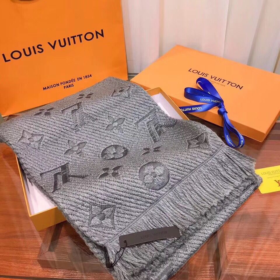 larien4's tweet photo. شال لويس كواليتي 
السعر ١٢٠ريال https://t.co/X9trlE3x6A