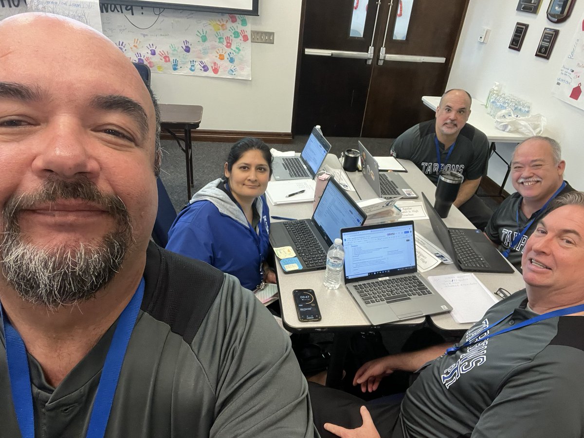 jul1072's tweet photo. @ThadMisterG  @engage_learning  @PointIsabelISD The Norms! https://t.co/nFeNHMa2fG