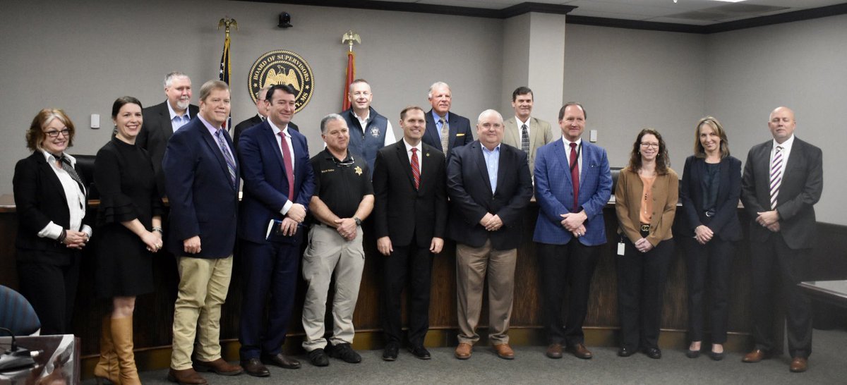 MissDPS's tweet photo. The Mississippi Forensics Laboratory has entered a partnership with Rankin County whereby Rankin County will employ a designated forensic scientist assigned to the MSFL to provide forensic analysis of seized drugs collected within the county. https://t.co/voVFdKNnDB