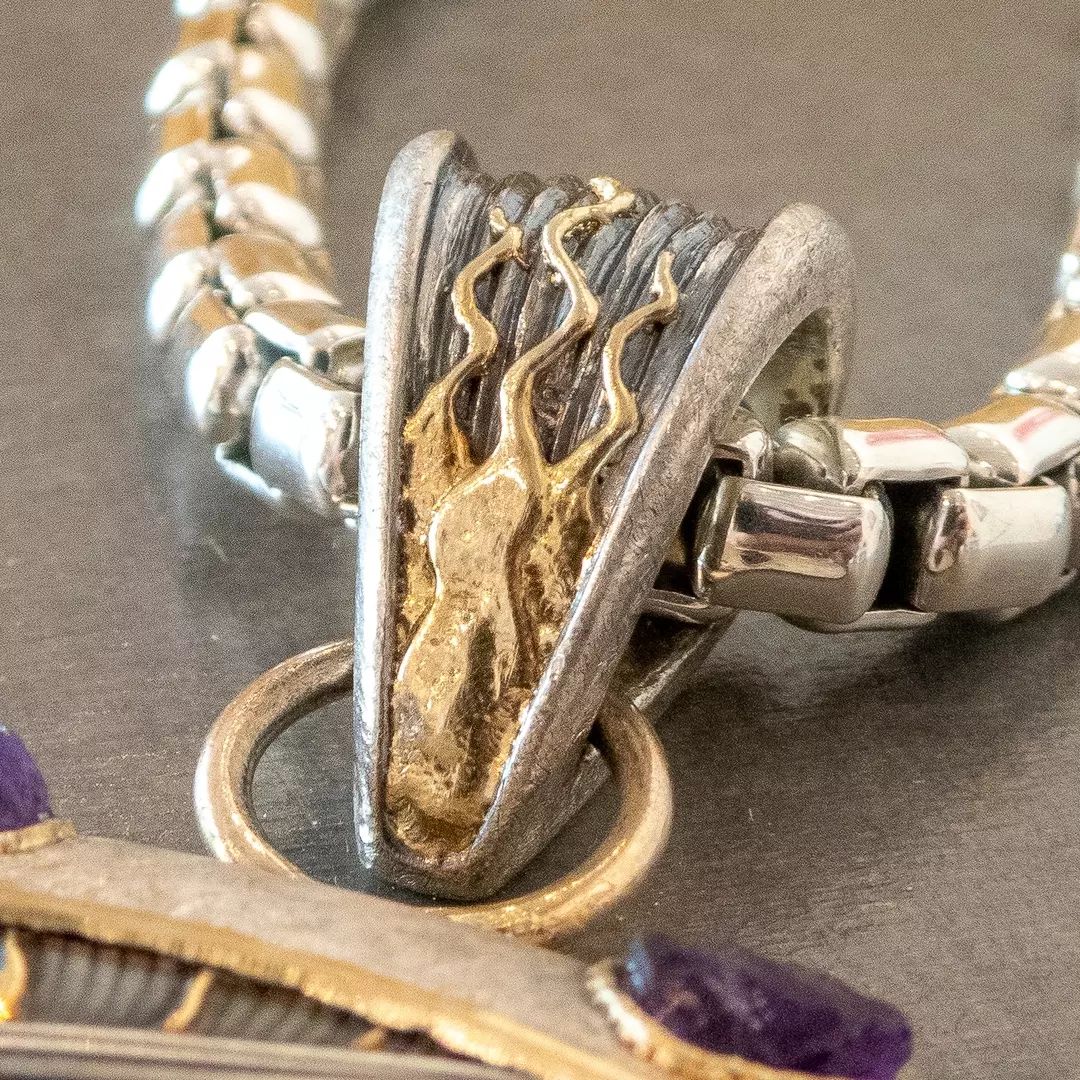 Some extra detail on a pendant design from IG newgild

#pendant #necklace #jewelry #jewelrydesign #handmadejewelry #fashionjewelry #gold #silver #diamond #gemstone #layeringnecklace #statementnecklace #necklacedesign #necklaceoftheday #necklaceaddict #necklacelover