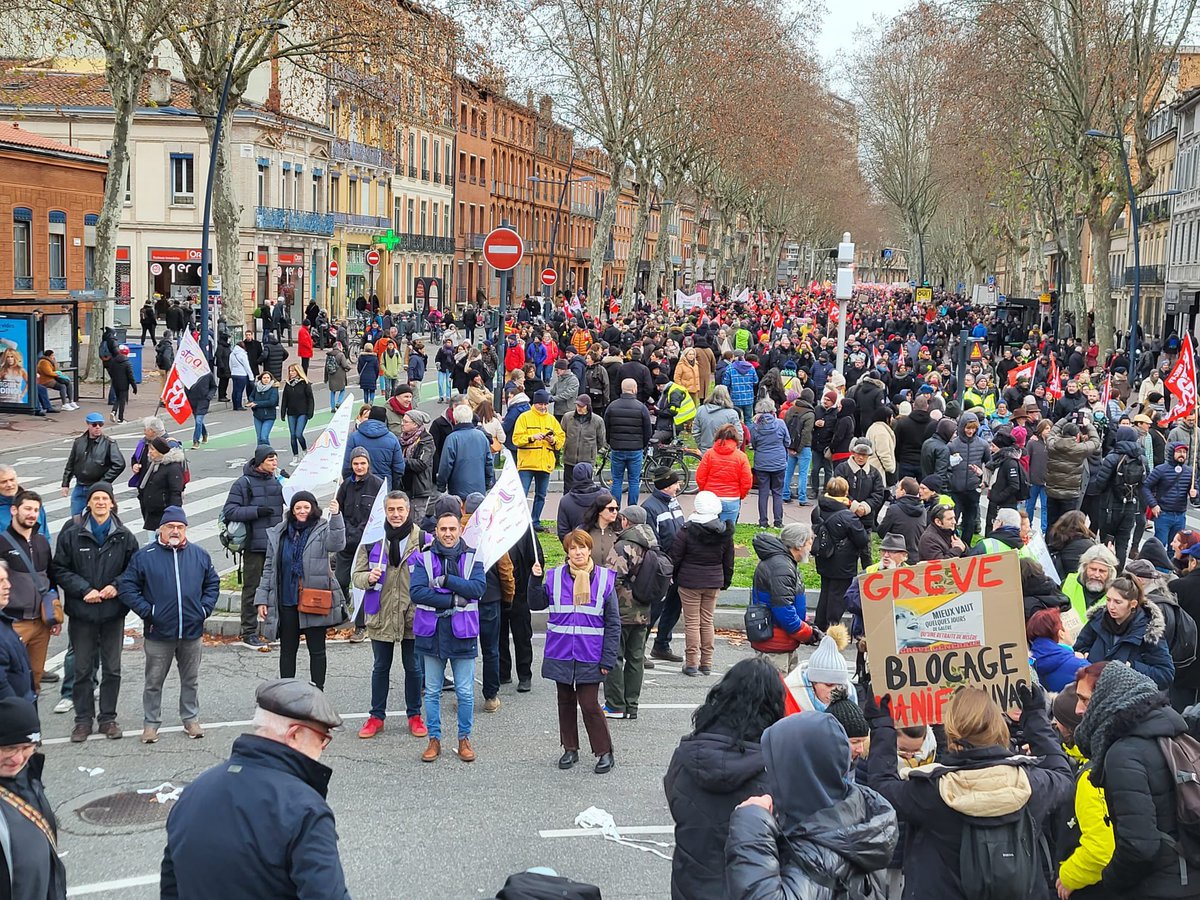 SnetaaFO's tweet photo. Le SNETAA Toulouse mobilisé #RéformeDesRetraites #FO #19janvier2023 #Toulouse https://t.co/eRJFyMGizv