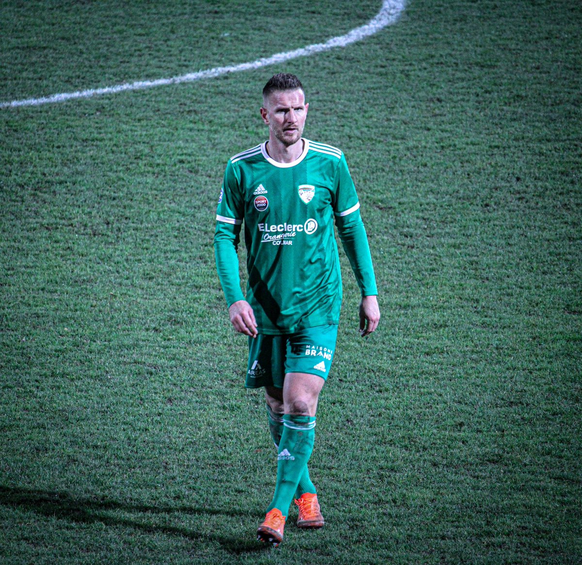 dalep11's tweet photo. Après la Meinau, j’ai essayé les travées du Colmar Stadium #srcolmar #national2 #fff https://t.co/GgX6jjSjLi