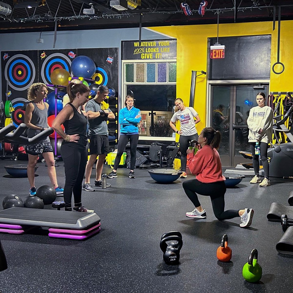 Our instructors help members conquer the new year! 👇

Group training is a great way to push even harder and have more fun. All while our instructors guide you to proper workout.

Interested in joining? DM us for details!

#fitness #perkasiepa #sellersvillepa #gym #motivation