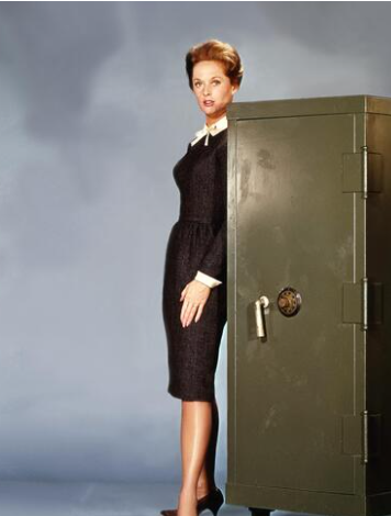 Happy 93rd birthday to Tippi Hedren, star of Hitchcock\s The Birds and Marnie, and mom to Melanie Griffith. 