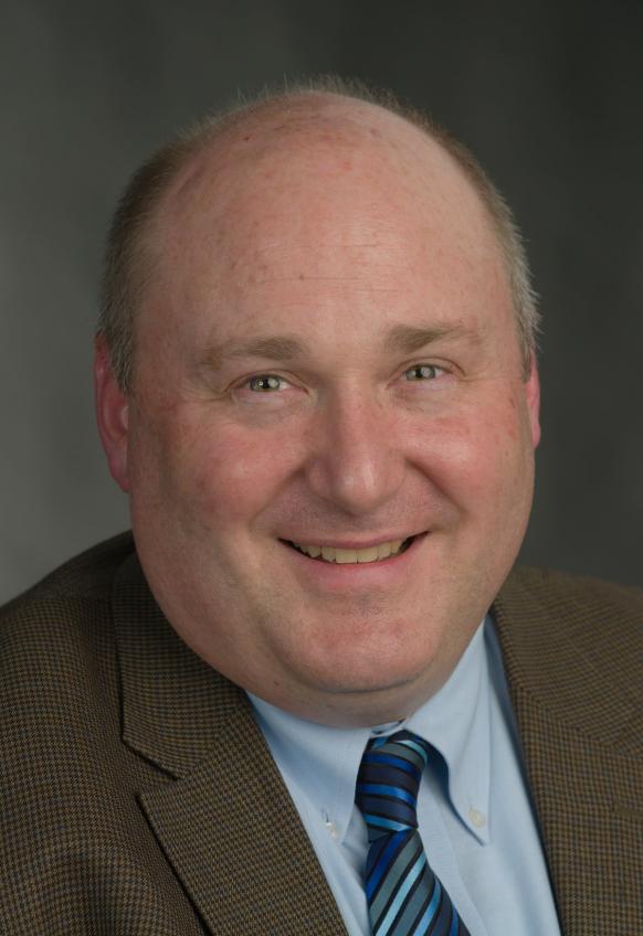 .<a href="/ohiou/">Ohio University</a>'s <a href="/VoinovichSchool/">Voinovich School of Leadership and Public Service</a> Professor @geoffdabelko Dabelko says older people are particularly hard hit by climate change, and describes efforts to bring together leaders in climate adaptation to solve the problem. Listen to him on this episode of <a href="/JazzedW/">JazzedAboutWork</a>. podcasts.apple.com/us/podcast/pro…