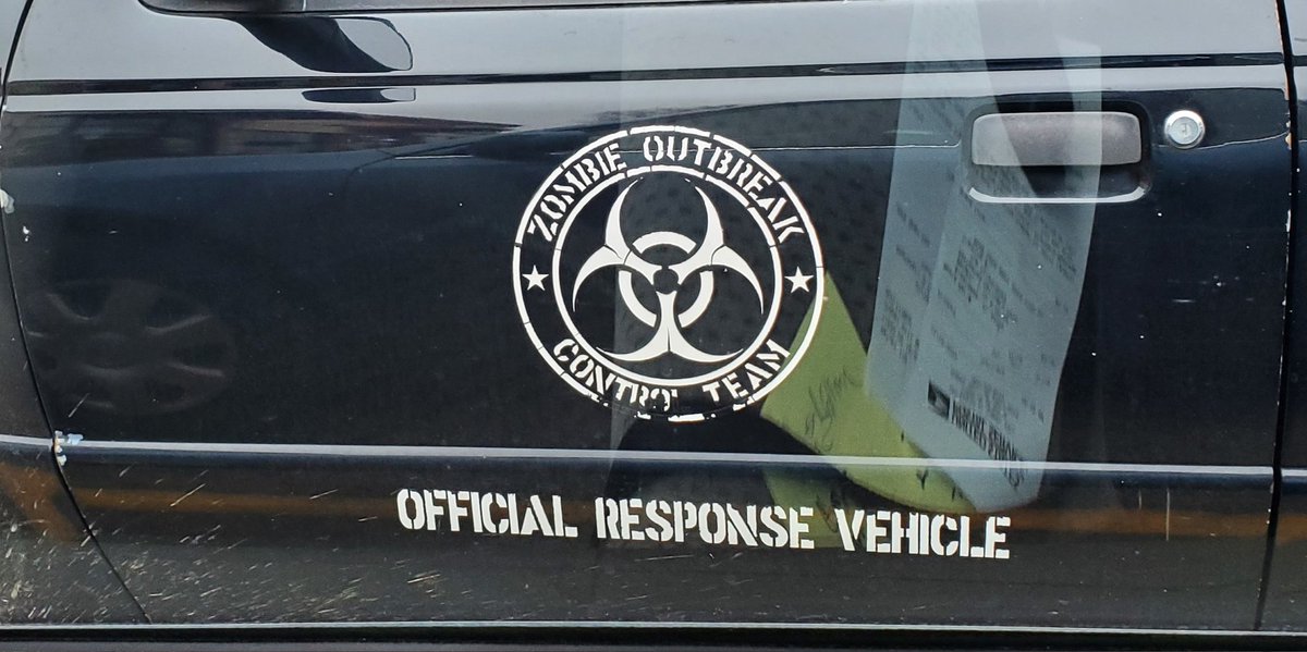 MarjorieHudson1's tweet photo. Glad to know he's on the job. It's been quite a week in the life of this writer and the zombie uprising could be next. #zombieverse #WritingCommunity #R
@RegalHouse1 @valnieman @jturneryamamoto https://t.co/qMyy7OpW2a