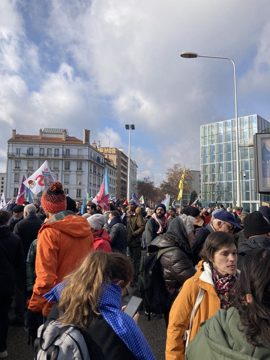Beaucoup de monde mobilisé à Lyon pour manifester contre le projet injuste de réforme des retraites