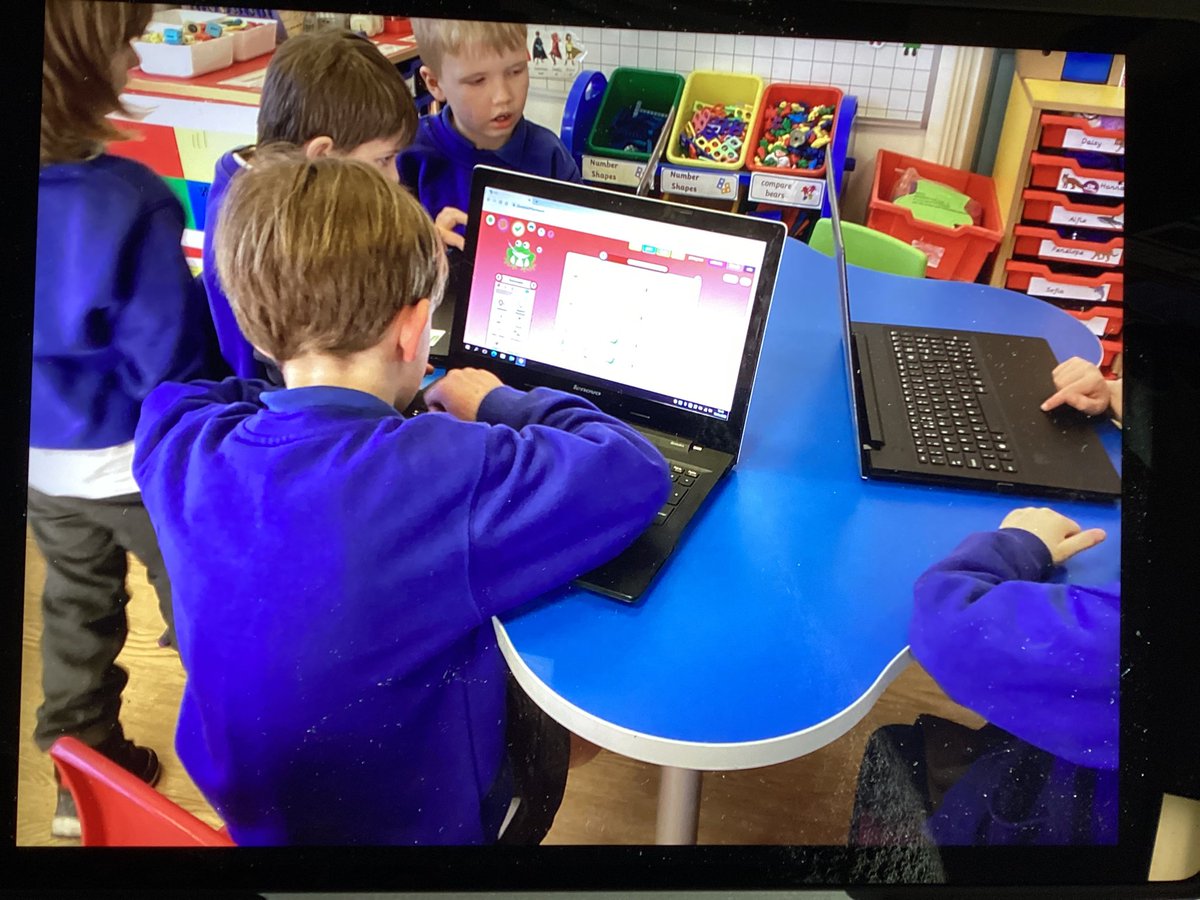 TopazClass1's tweet photo. We used a programme on the computers to make a pictogram. Move over Elon Musk, #computergenius https://t.co/aqhoZHMjWc