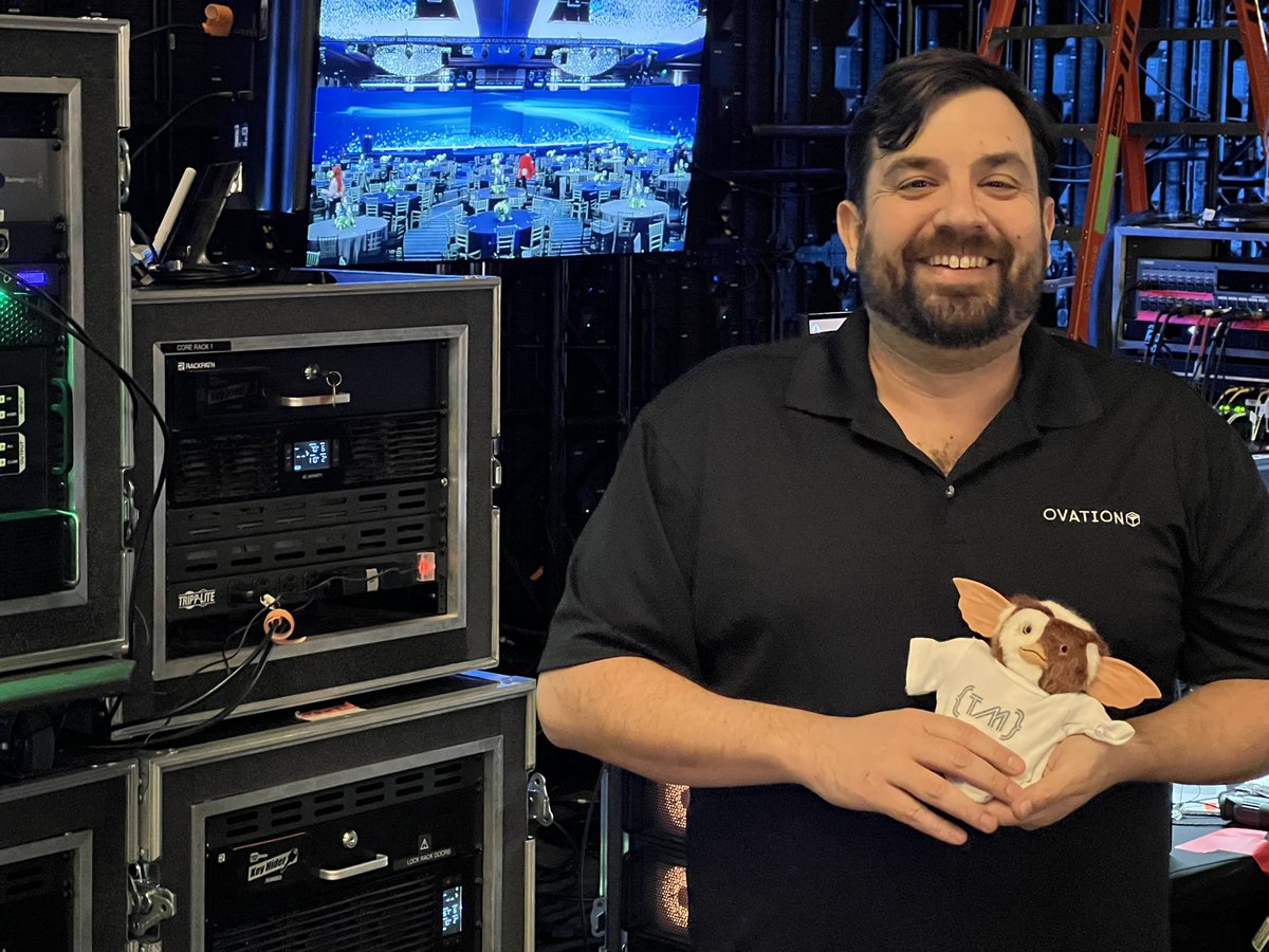 thrasosmedia's tweet photo. Chad Yeary and Matt Bashore shared the stage for years when Chad was behind the drum kit, and now we get to share the backstage with Matt for an event in Houston. Matt, thanks for putting your trust in us to help deliver a challenging media server show with massive amount of LED! https://t.co/l33N2uYEhV