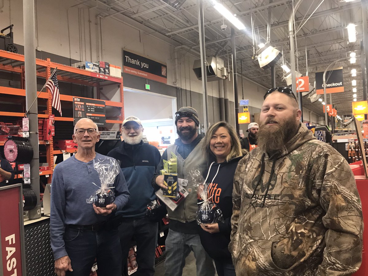 AnnSingerHD3208's tweet photo. Thank you to Homer, Will, Tom, and some of our former associates who came to 3208’s 20 year celebration. Always family! #3208forthewin #d226nailedit @JobXSite @GarganoTom https://t.co/jury3SiEIC