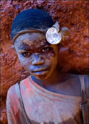 ConquistaStonks's tweet photo. ¿Quieres saber el IMPACTO que ha tenido una malvada minera occidental en uno de los países más pobres del mundo?

En este hilo te voy a contar, como una empresa ha afectado a cientos de personas en África. 🧵 https://t.co/kzTGkhAhQ4