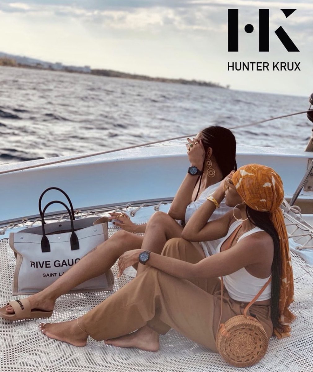 MsNewYorkTimes's tweet photo. Did I mention I own a luxury watch company? Don’t say I never gave y’all anything ☺️⌚️🖤 @HunterKrux https://t.co/Wv0hjlidZd Tell a friend to tell a friend ✊🏾🤎 https://t.co/72M3CBCw0B