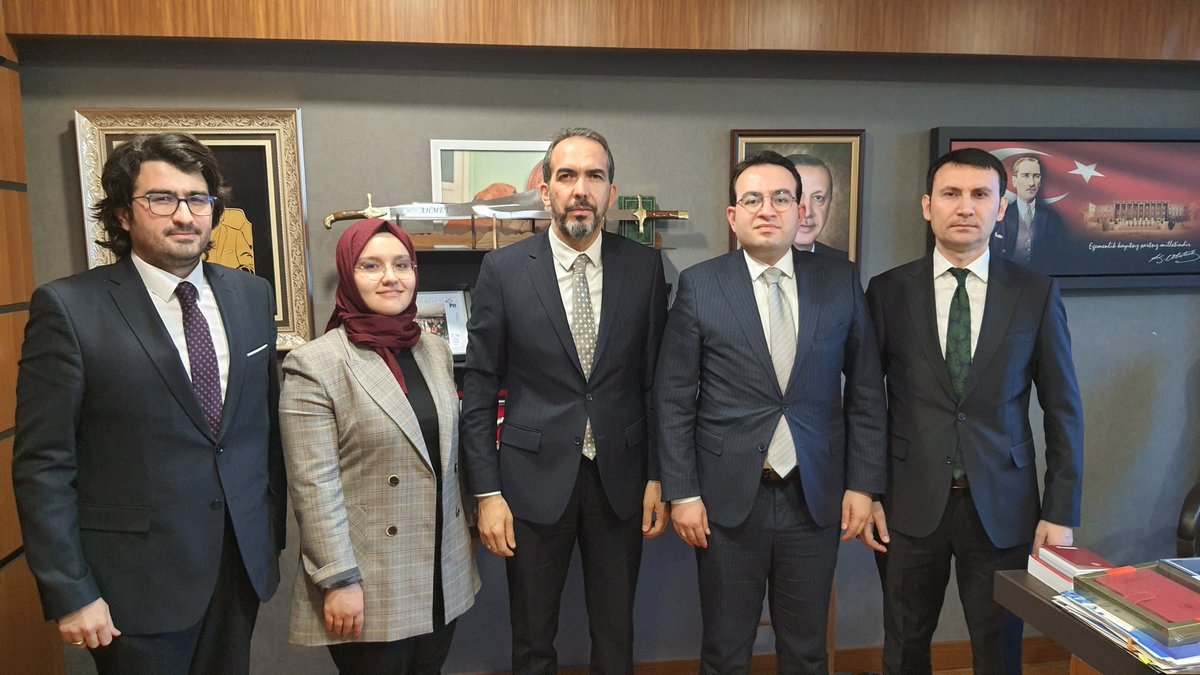 Genç Kahramanmaraşlılar Derneğinden arkadaşlarımız ile biraraya gelerek derneğin faaliyetleri, genç kardeşlerimizin fikir ve projeleri üzerine istişarelerde bulunduk.